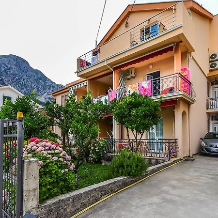 Ssm Apartmani كوتور المظهر الخارجي الصورة