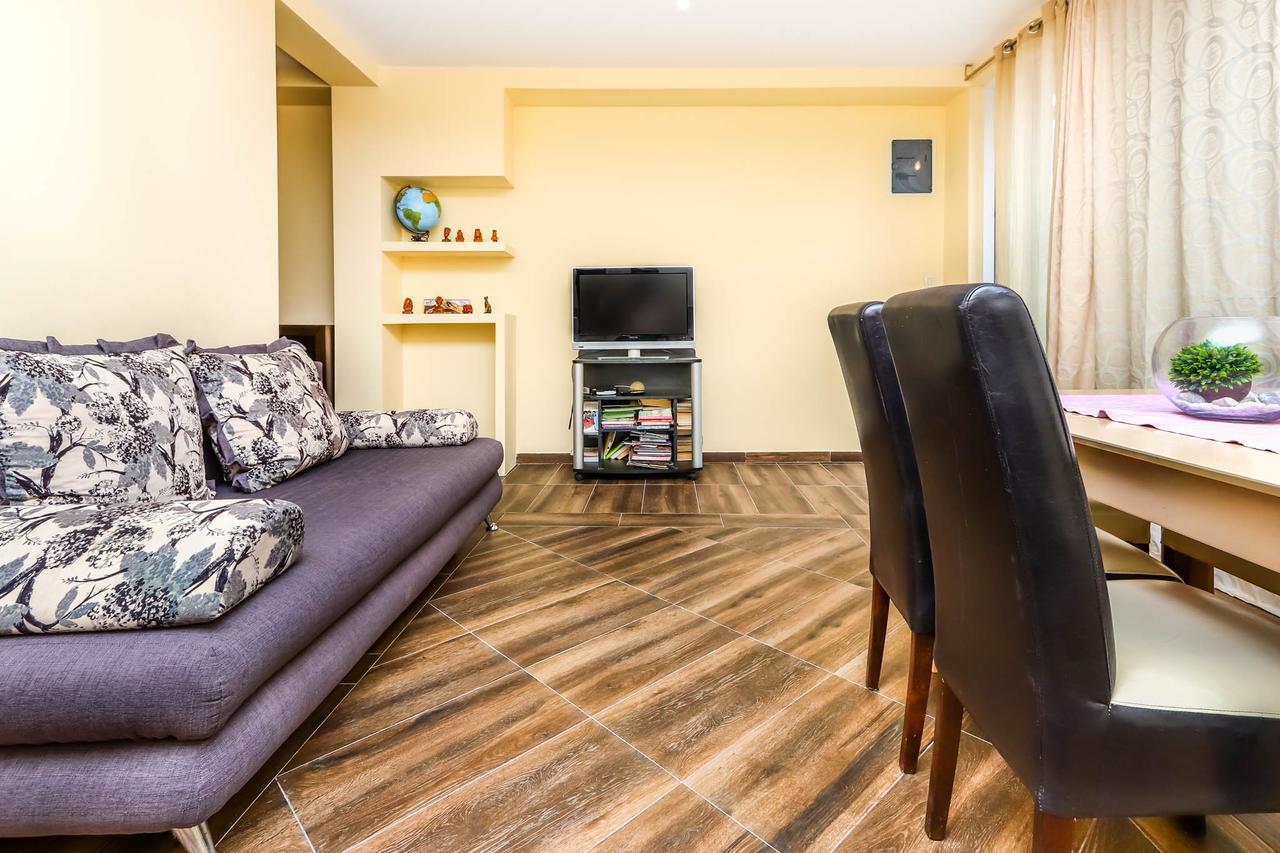 Ssm Apartmani كوتور المظهر الخارجي الصورة